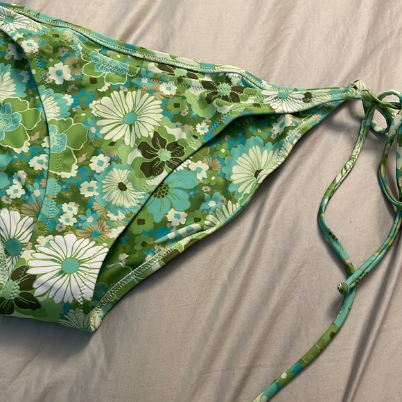 Kulani Kinis Tie Side Bottom - Picture 5 of 6